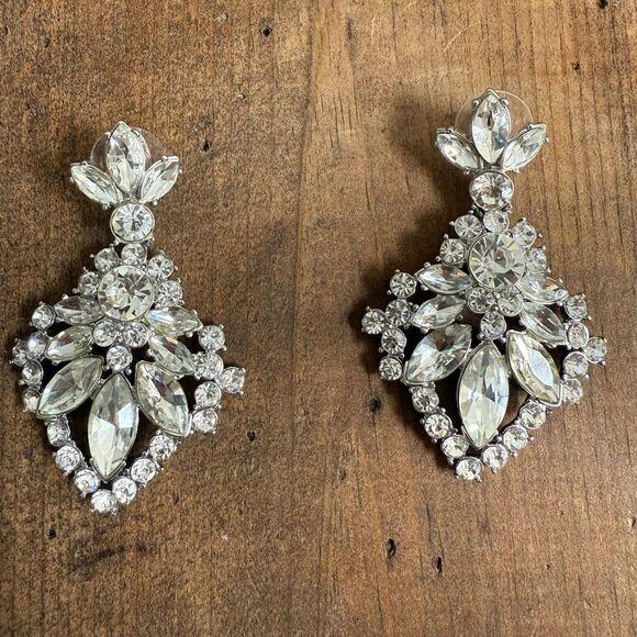 Banana Republic Jewelry - Banana Republic Rhinestone Statement Drop Pierced Earrings